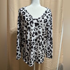 BiBi Black and White Leopard Print Long Sleeve Top - Super Soft